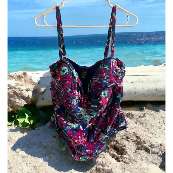 Catalina 3X (22W-24W) One Piece Swim Suit Floral w/adjustable straps blue - Picture 2 of 7